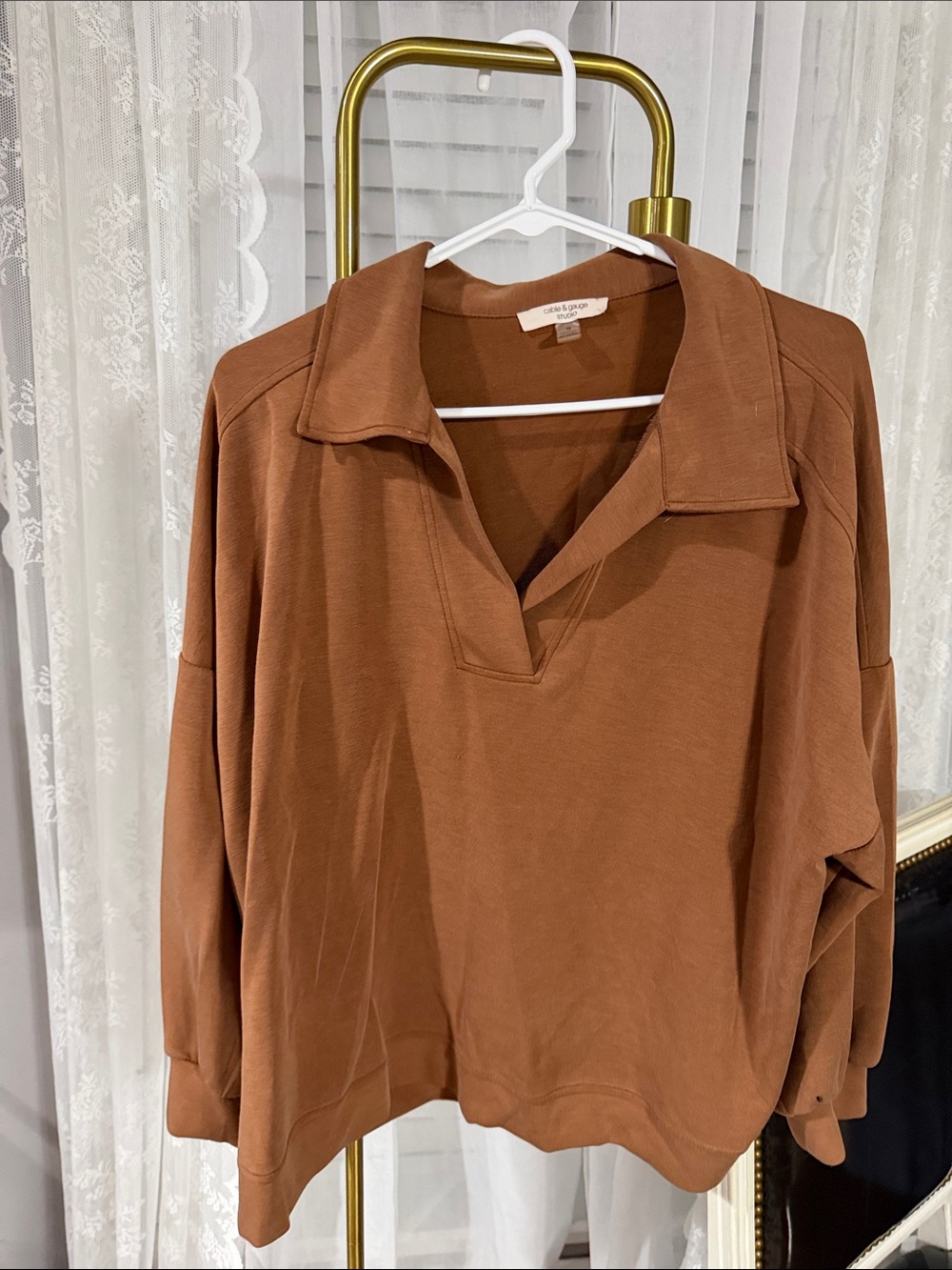 Cable & Gauge Rust Brown Open-V Polo Sweatshirt